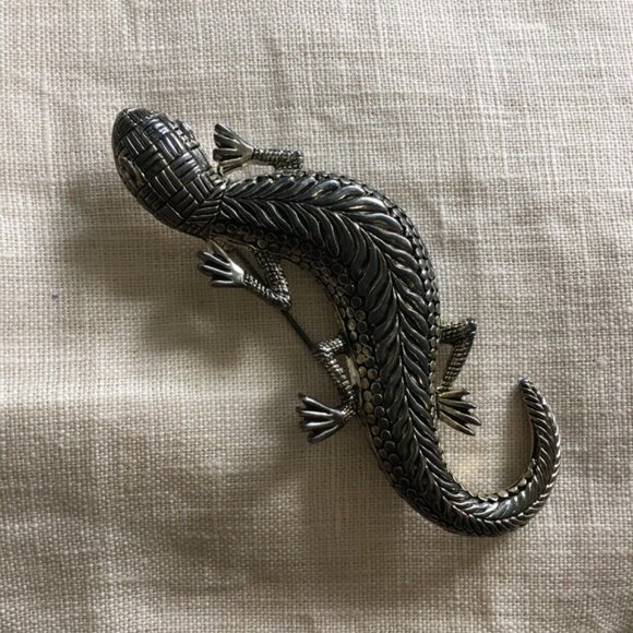 VINTAGE TEXTURED LIZARD BROOCH - Picture 2 of 3